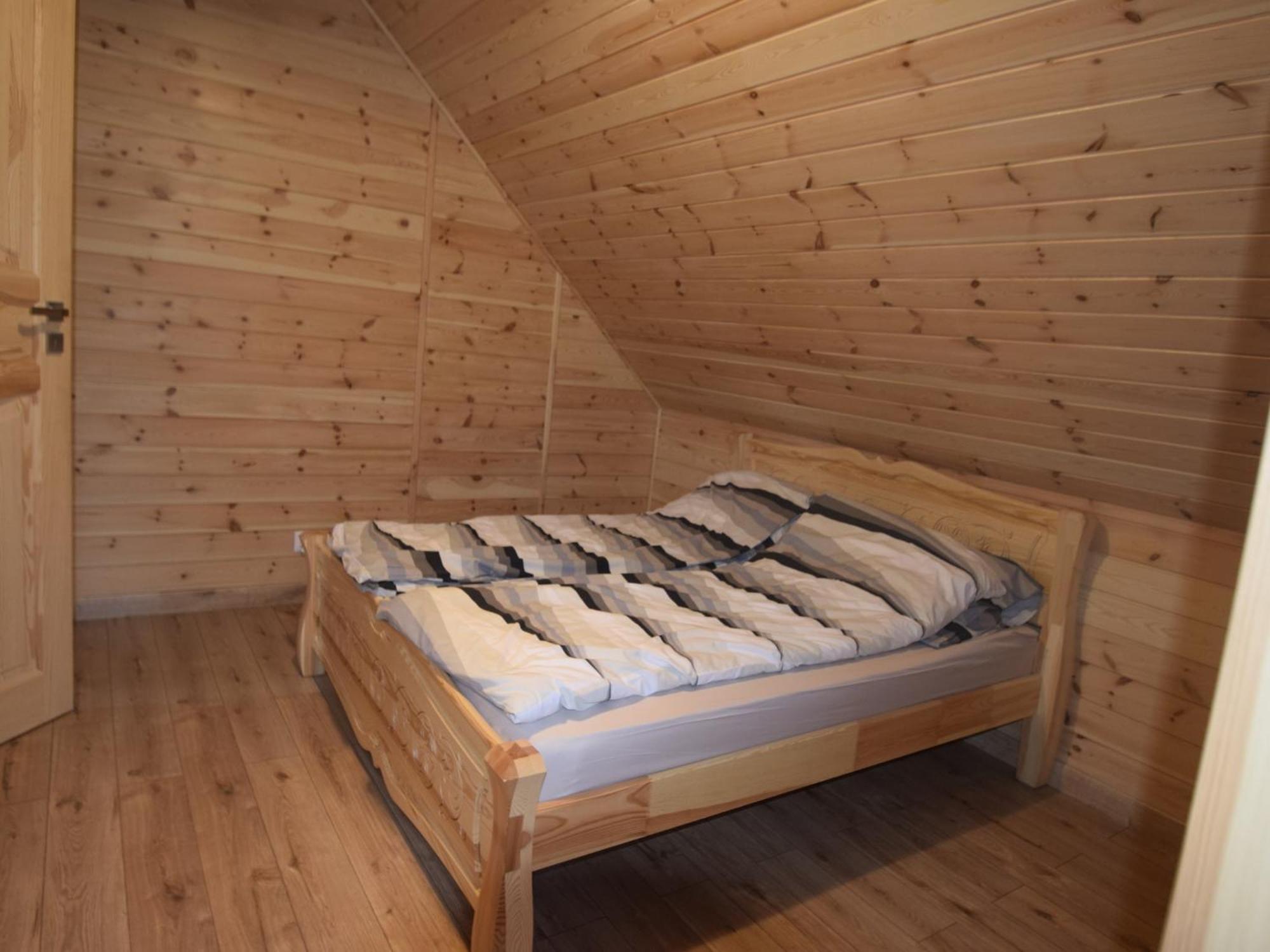 Wooden Holiday Home In Skrzynia With Terrace Osiek  Extérieur photo